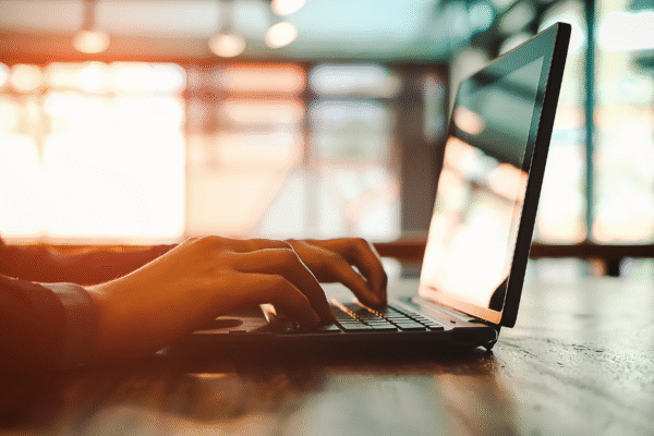 Beyond Workplace Politics Using Social and Emotional Competencies (TWK02EO)